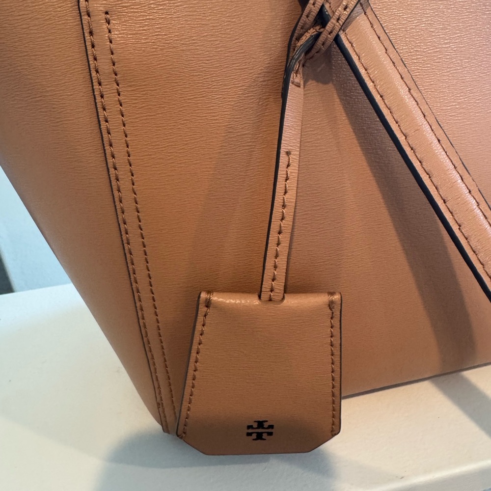 Tory Burch Parker Tote - Picture 7 of 16